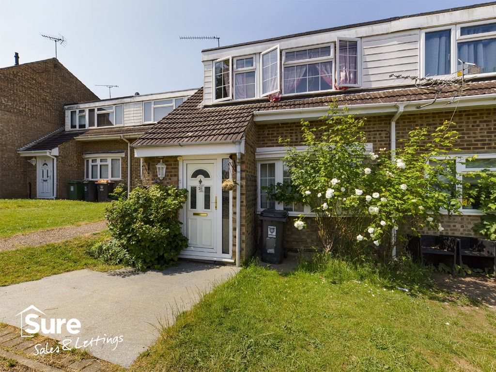 3 bed semidetached house for sale in Tattershall Drive, Hemel Hempstead, Hertfordshire HP2 Zoopla