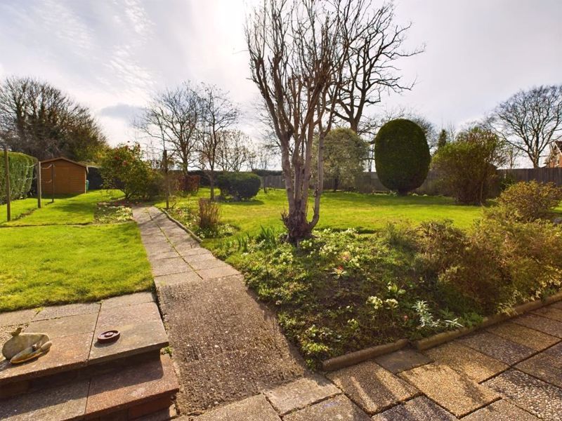 4 bed detached house for sale in Hastings Road, Pembury, Tunbridge