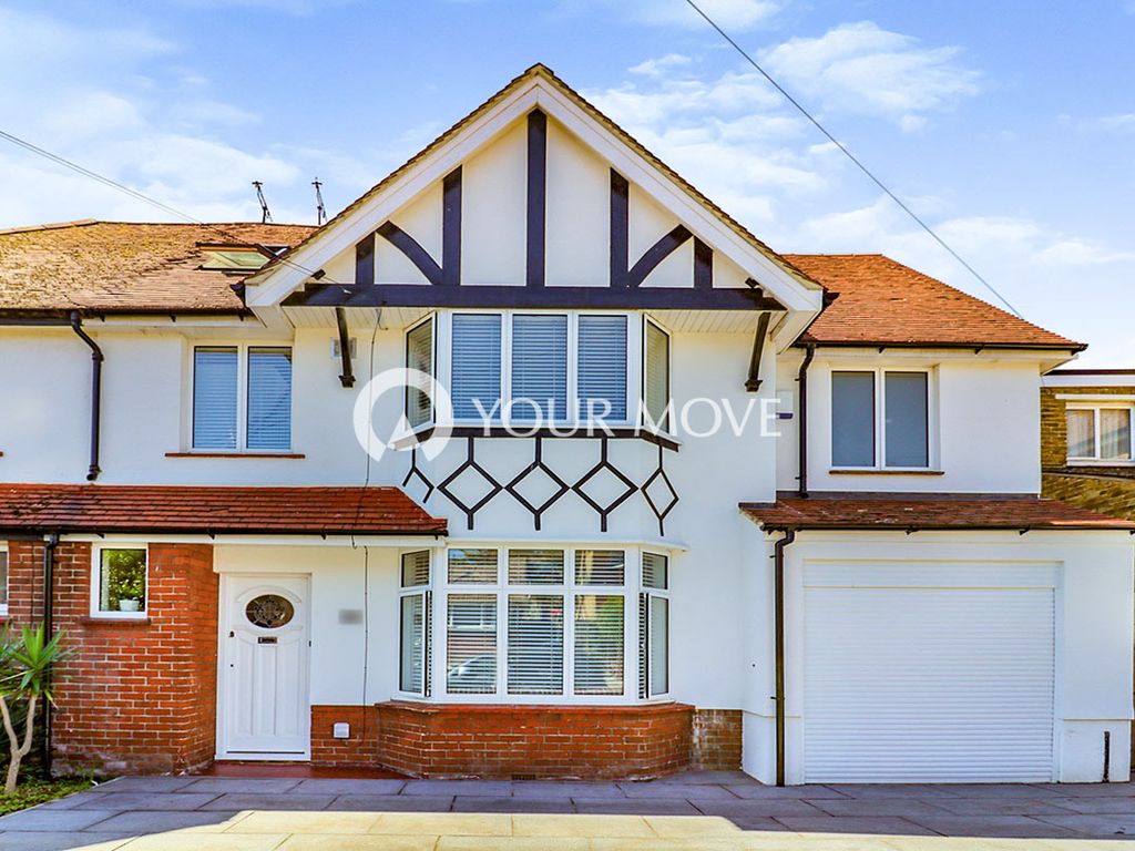 4 bed semidetached house for sale in Bradstow Way, Broadstairs, Kent
