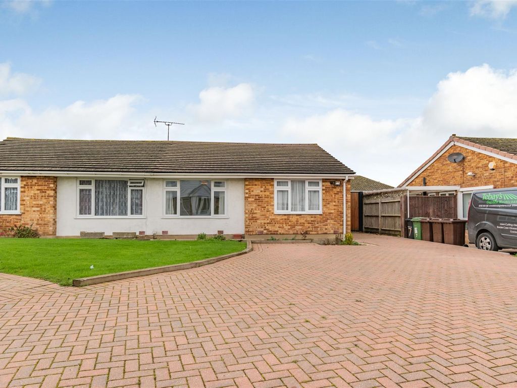 3 bed bungalow for sale in Park Way, Coxheath, Maidstone ME17 Zoopla