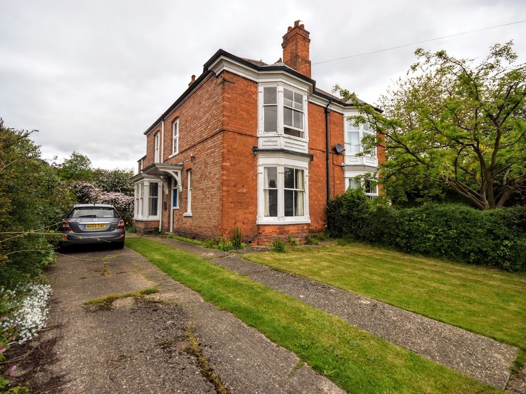 4 bed semidetached house for sale in Keddington Road, Louth LN11 Zoopla