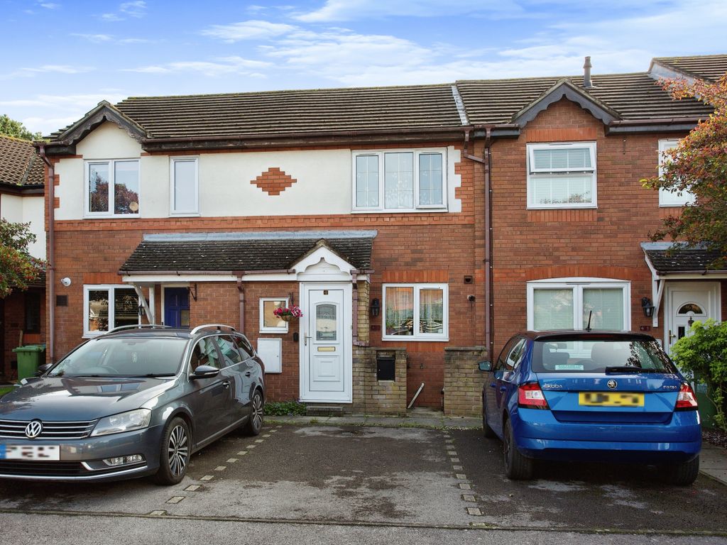 2 bed terraced house for sale in Taylor Close, Woolston SO19, £250,000
