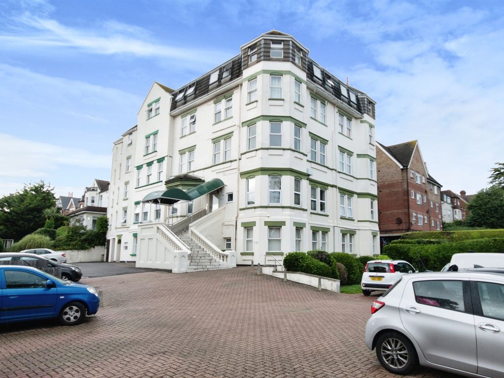 2 bed flat for sale in Christchurch Road, Bournemouth BH1, £90,000 Zoopla
