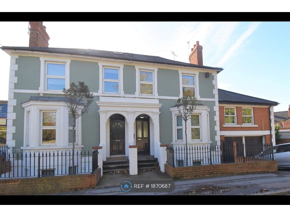 7 bed semidetached house to rent in Wokingham Road, Reading RG6, £