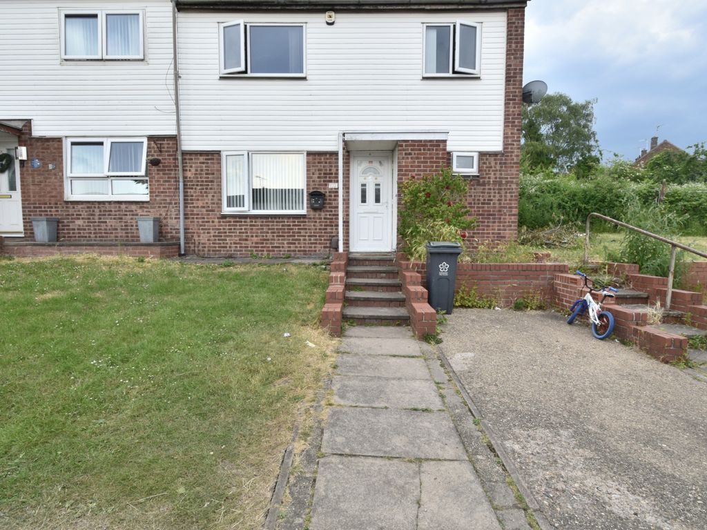 3 bed terraced house for sale in Rockingham Close, Rowlatts Hill LE5, £