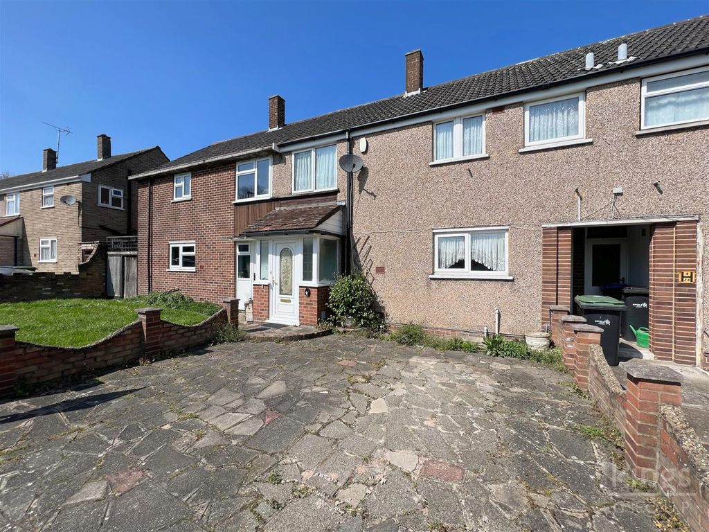 3 bed terraced house for sale in Meyer Green, Enfield EN1 Zoopla