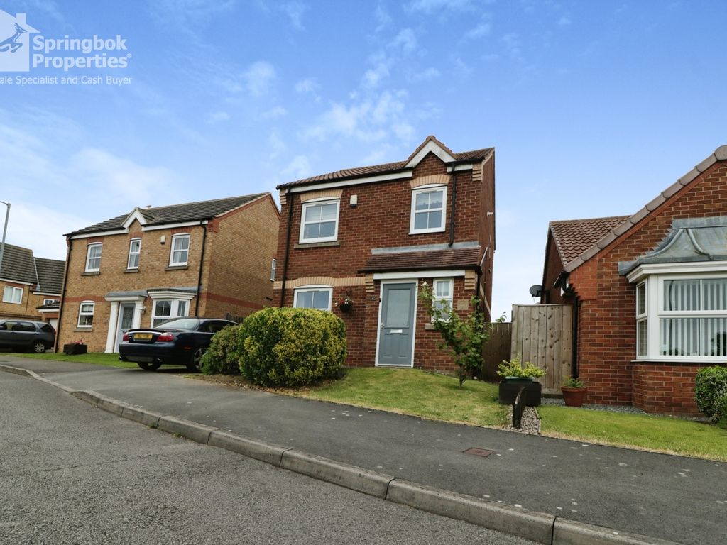 3 bed detached house for sale in The Glade, Withernsea, North