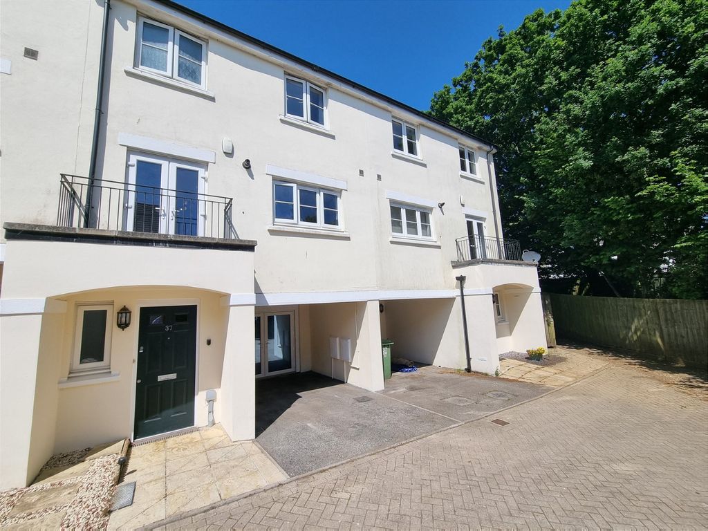 3 bed terraced house for sale in Jago Close, Liskeard PL14 Zoopla