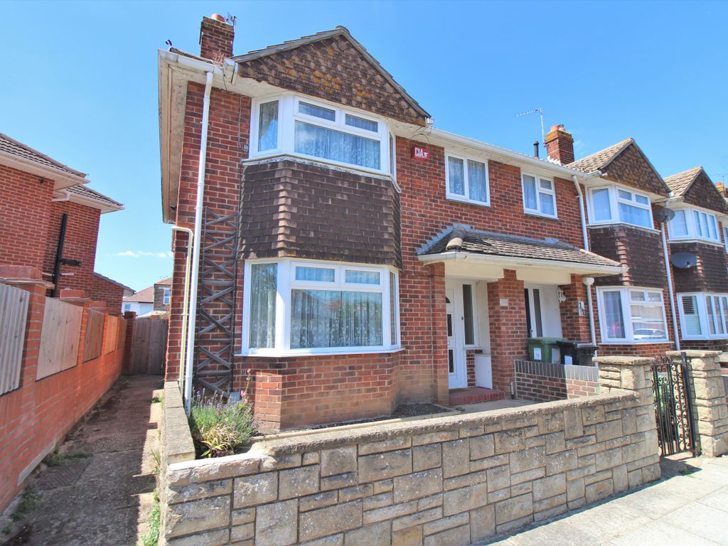 3 bed end terrace house for sale in Redcar Avenue, Portsmouth PO3 Zoopla