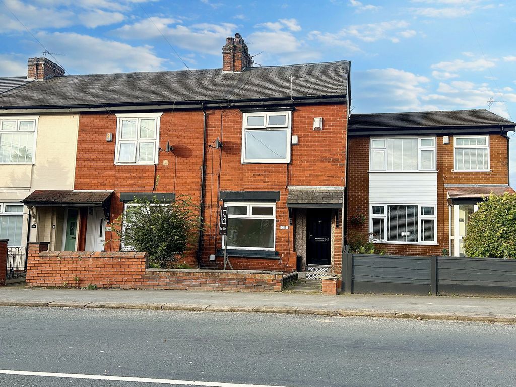 3 bed terraced house to rent in Walkden Road, Worsley M28, £1,025 pcm Zoopla