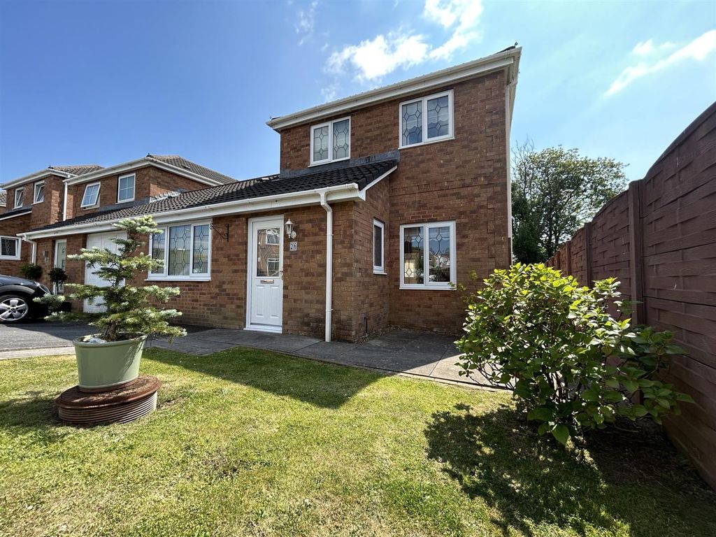 3 bed linkdetached house for sale in Brownhills, Gorseinon, Swansea