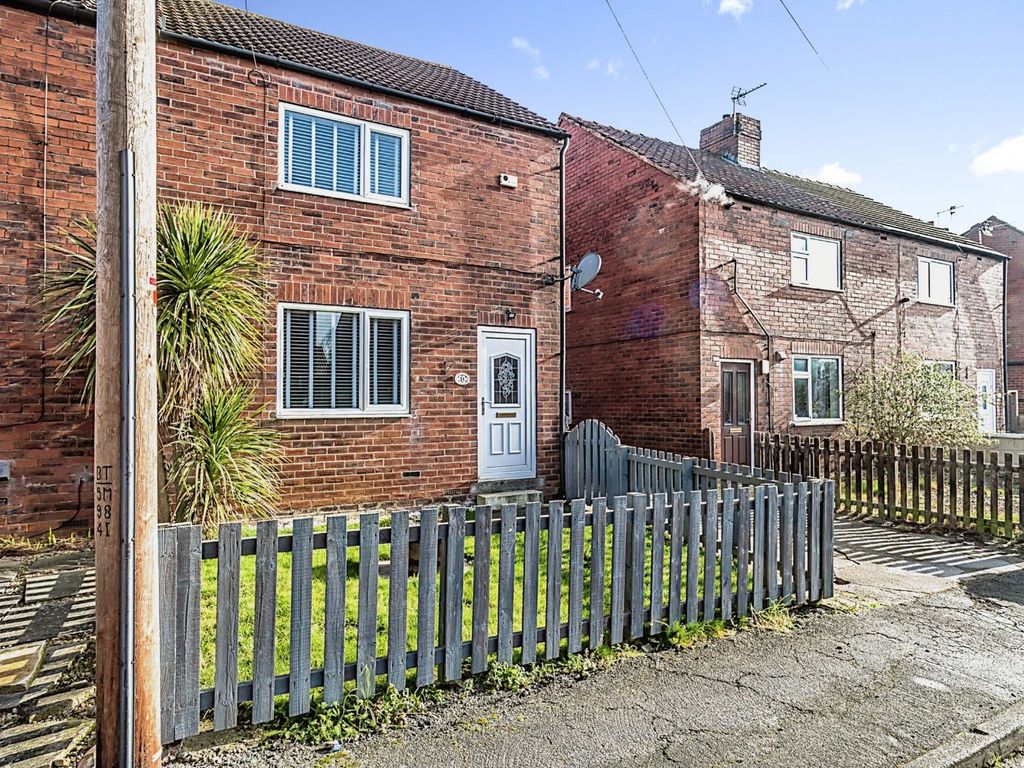 2 bed semidetached house for sale in Kingsway, Pontefract, West