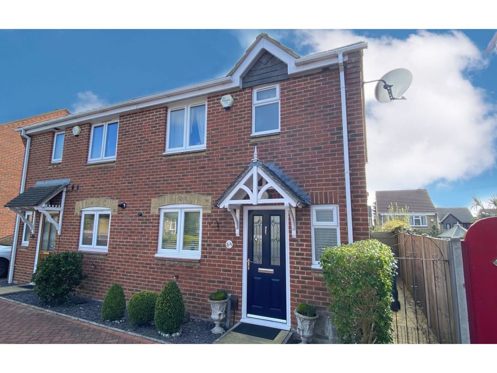 3 bed semidetached house for sale in Benjamin Road, The Rowans