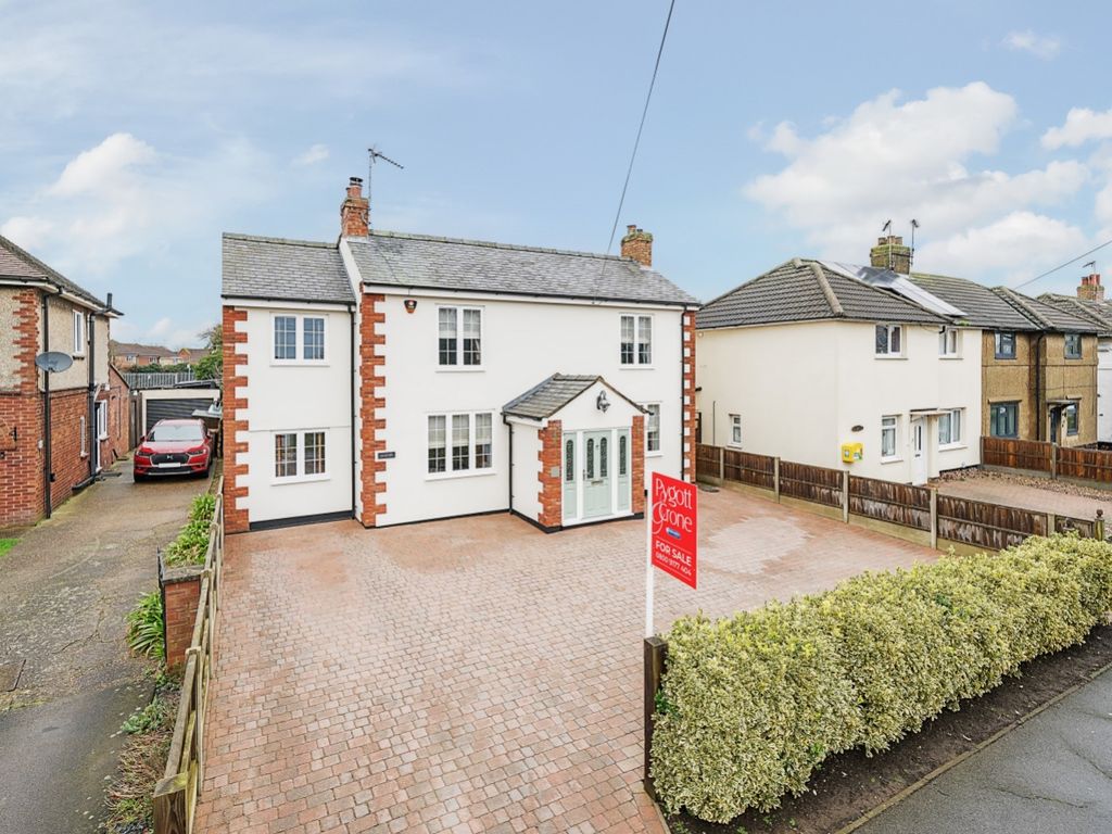 5 bed detached house for sale in Grantham Road, Sleaford, Lincolnshire