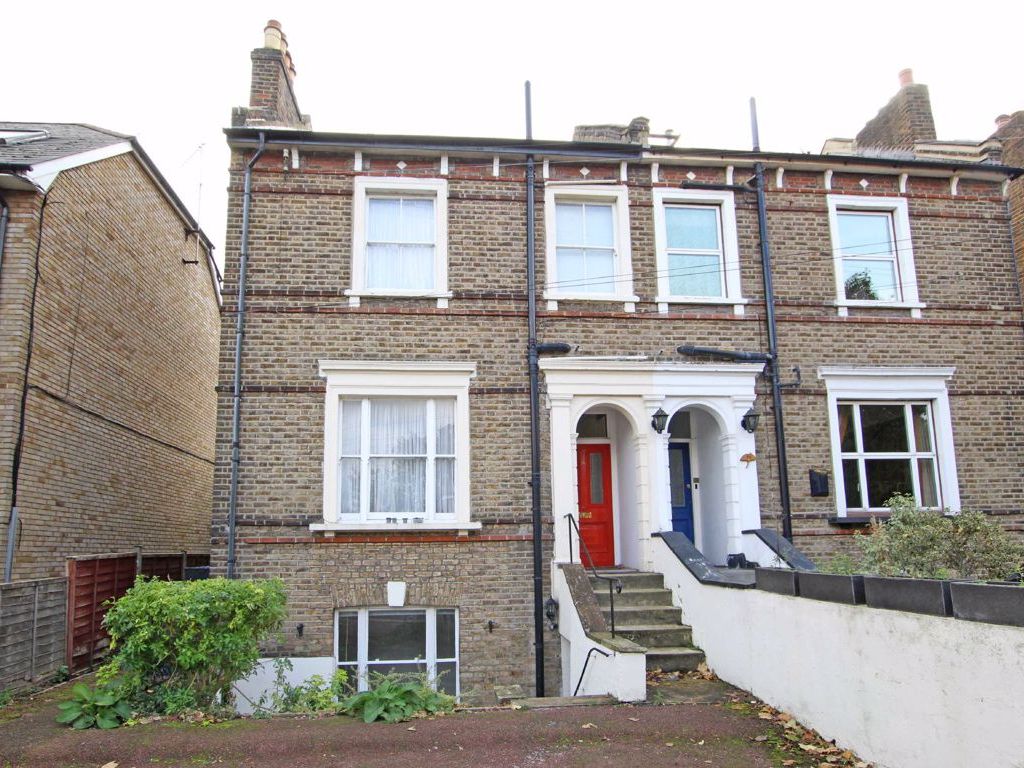 1 bed flat to rent in Amyand Park Road, St Margarets, Twickenham TW1