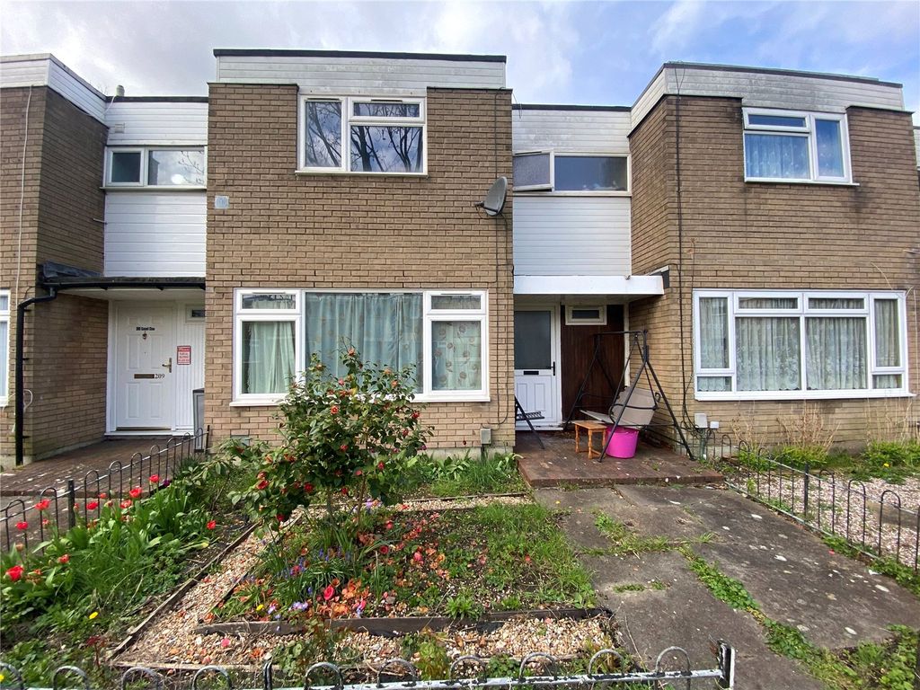 3 bed terraced house for sale in Caswell Close, Farnborough, Hampshire GU14 Zoopla