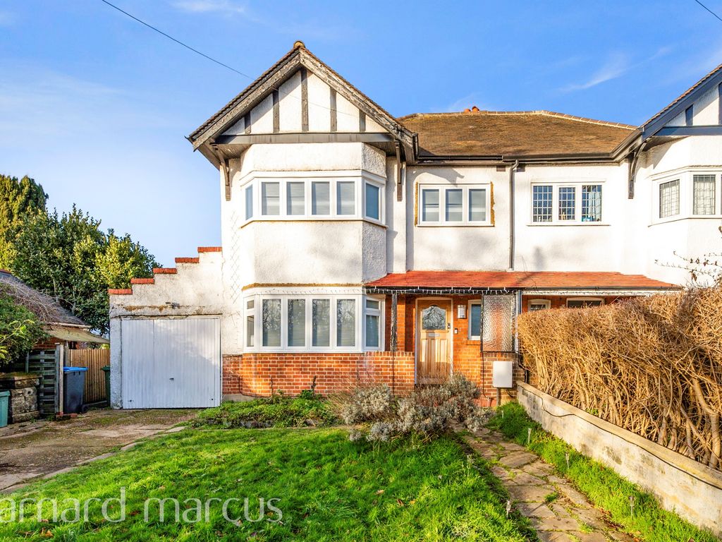 4 bed semidetached house for sale in Alexandra Drive, Berrylands