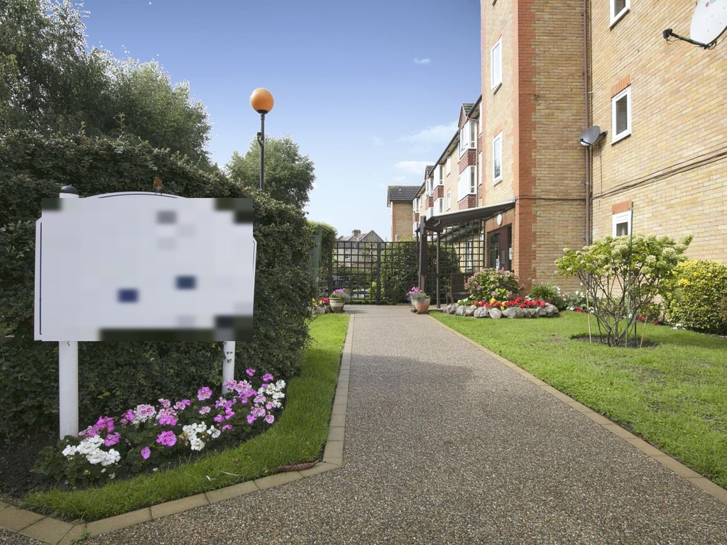 Kings Lodge, Kingsway, London N12  