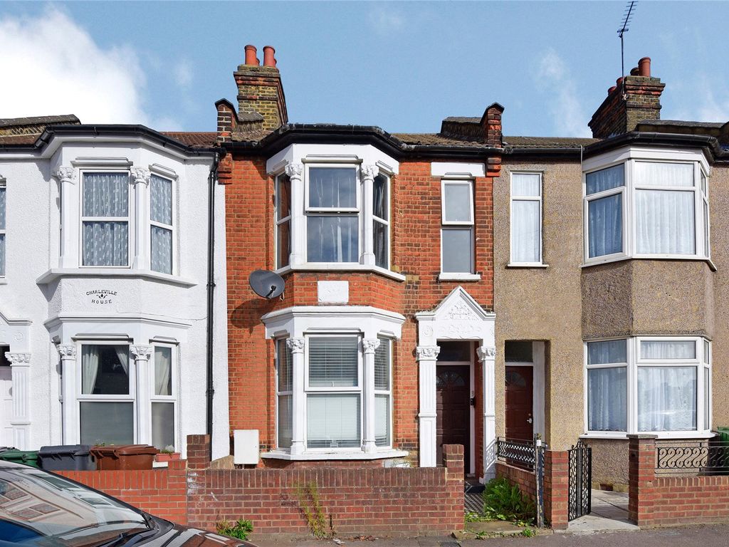 2 bed flat to rent in Tavistock Avenue, Walthamstow, London E17 Zoopla