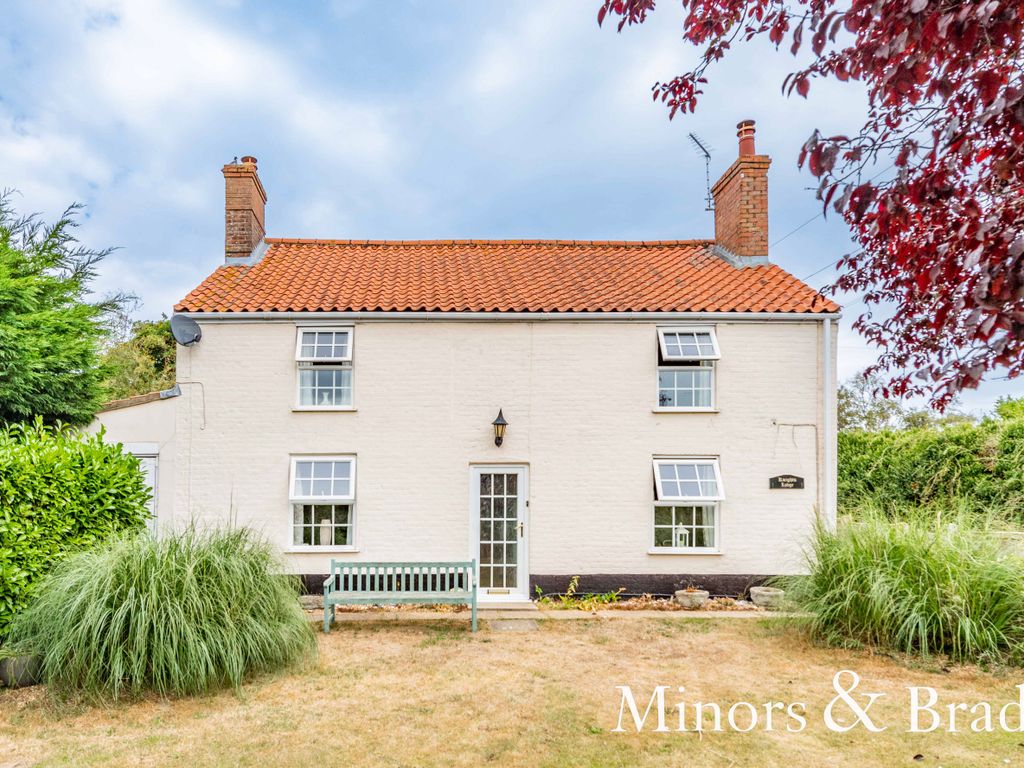 4 bed detached house for sale in Ormesby Lane, Filby, Great Yarmouth