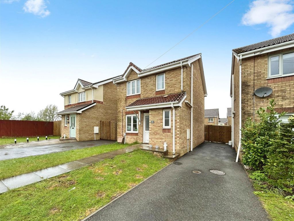 3 bed detached house for sale in Rowan Tree Avenue, Baglan, Port Talbot
