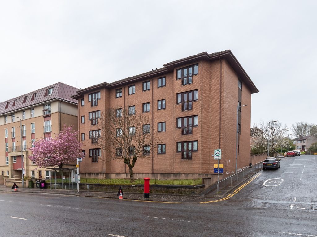 2 bed flat to rent in Clarkston Road, Cathcart, Glasgow G44 Zoopla