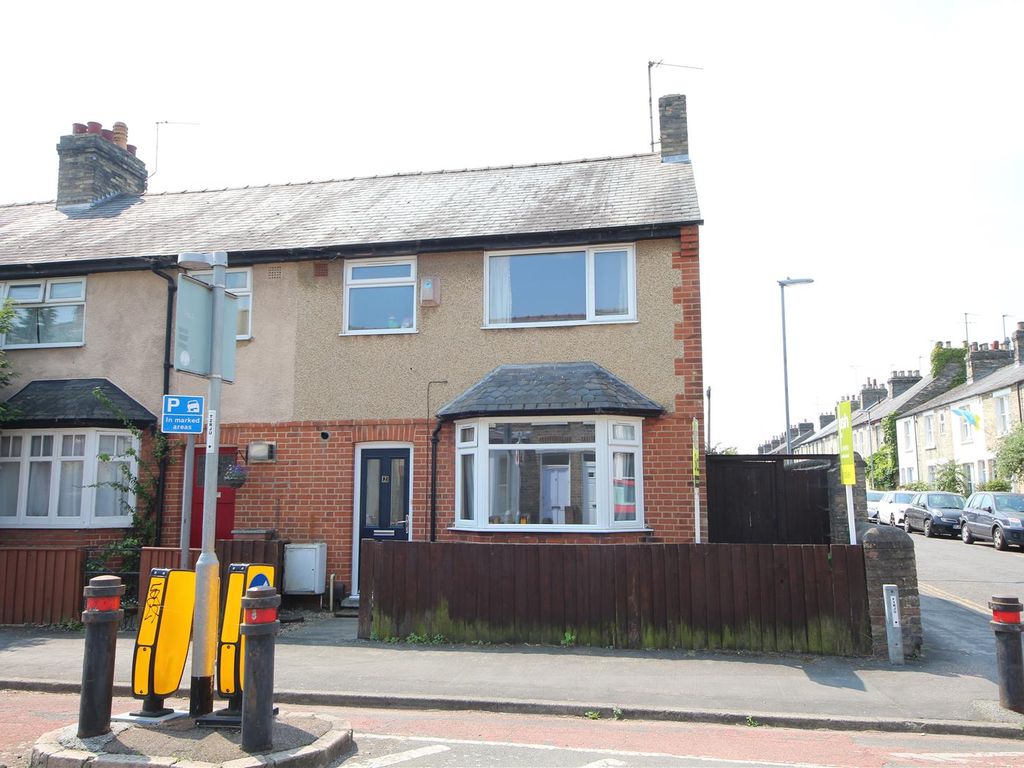 2 bed end terrace house for sale in St. Philips Road, Cambridge CB1