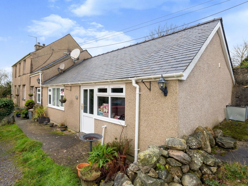 3 bed detached house for sale in Pentre Uchaf, Pentre Uchaf, Pwllheli