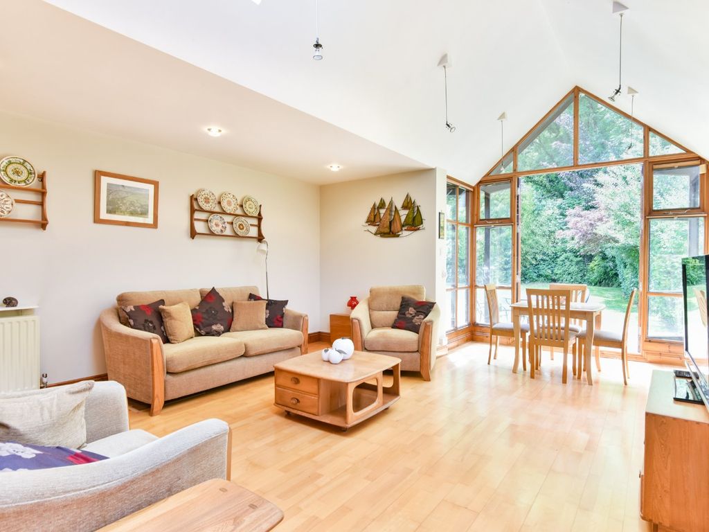 6 bed detached house for sale in The Street, Bramber, Steyning, West Sussex BN44, £1,250,000