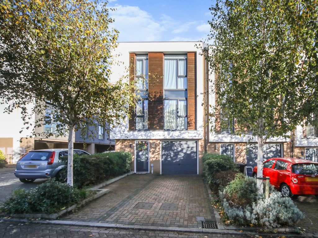 4 bed terraced house for sale in Firepool View, Taunton TA1, £350,000