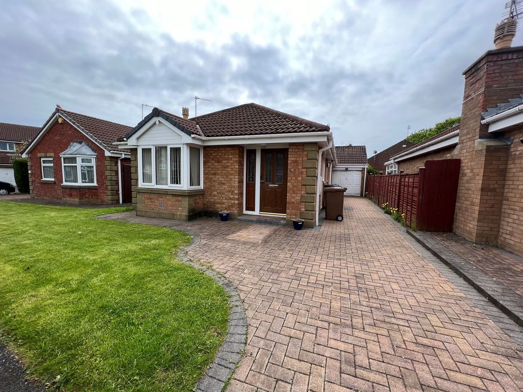 2 bed bungalow for sale in Cranham Close, Killingworth, Newcastle Upon