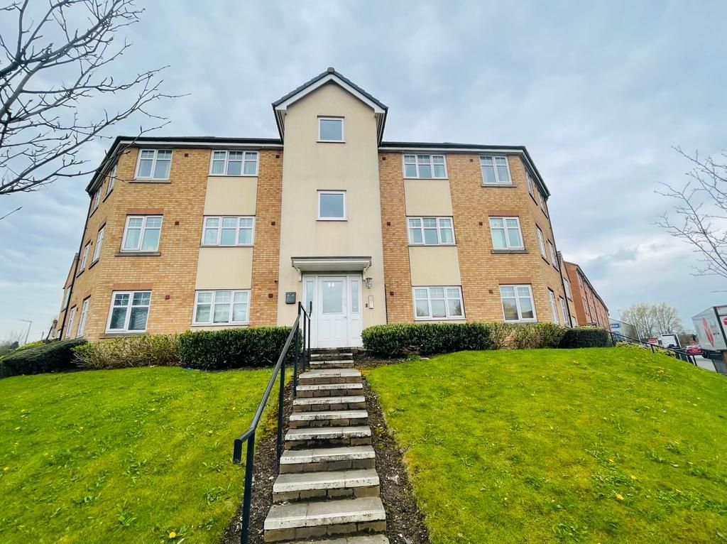 2 bed flat to rent in Birmingham Road, Oldbury B69 Zoopla