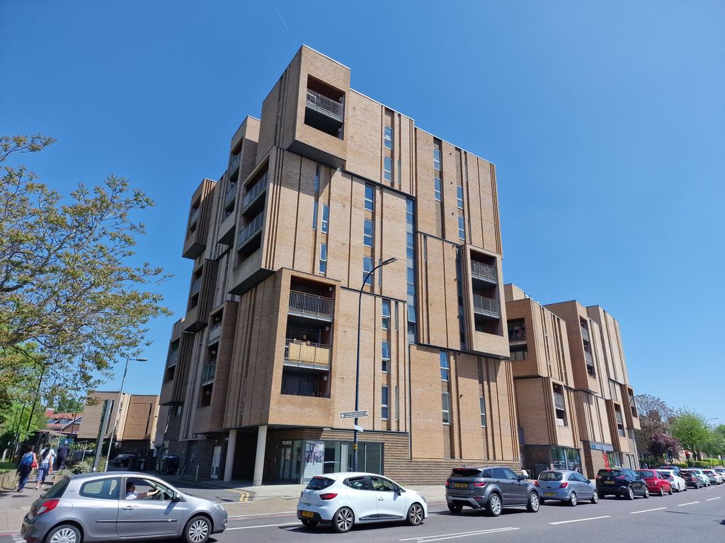 335/337 Bromley Road, London SE6