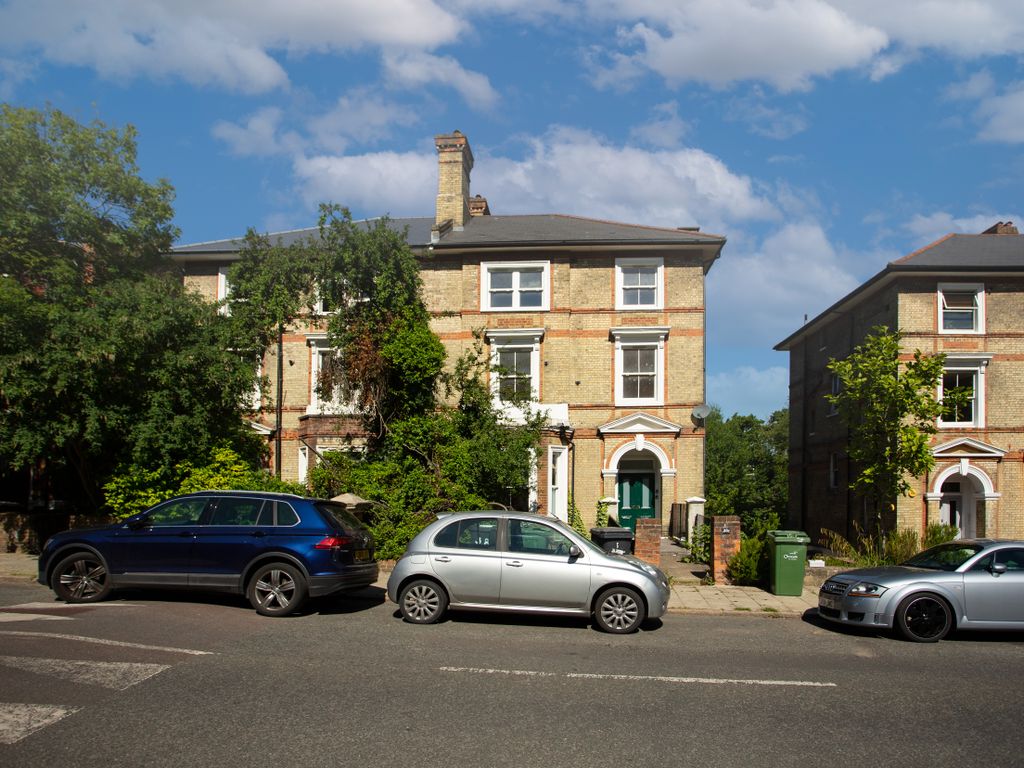 4 bed semidetached house for sale in Victoria Crescent, London SE19 Zoopla