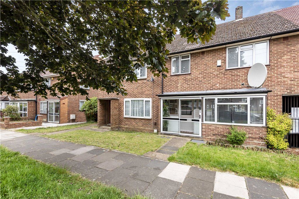 3 bed terraced house for sale in Kensington Road, Northolt UB5 Zoopla