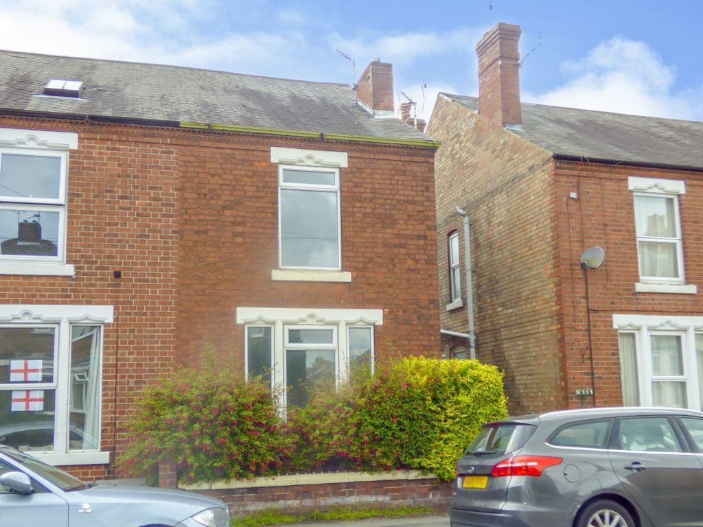 3 bed semidetached house to rent in College Street, Long Eaton NG10, £
