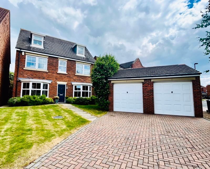 4 bed detached house for sale in Meadow Vale, Shiremoor, Newcastle Upon