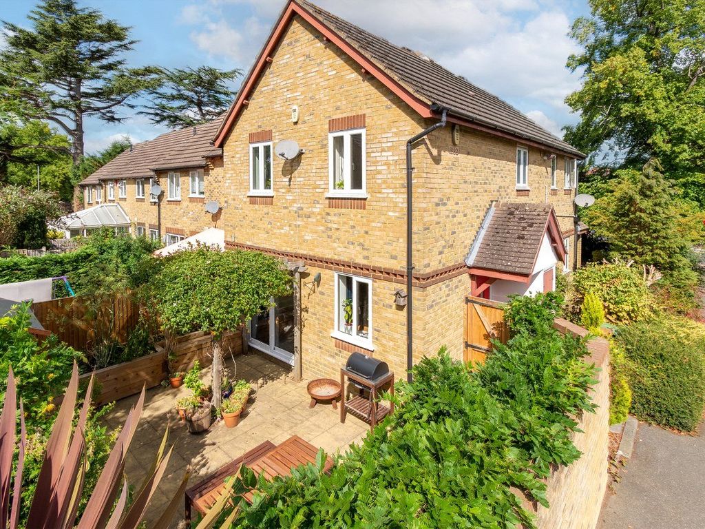 2 bed semidetached house for sale in Overton Road, Sutton SM2 Zoopla