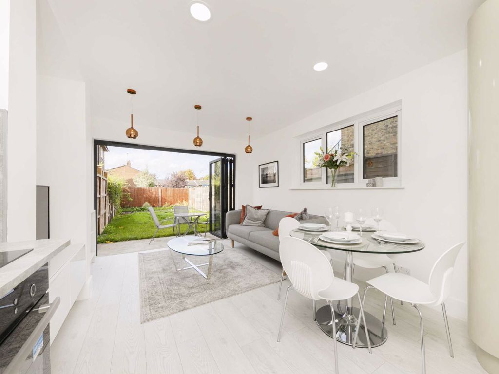 2 bed flat for sale in Earlsfield Road, London SW18 Zoopla