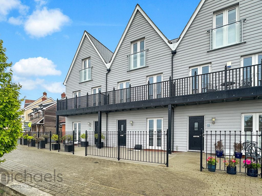 3 bed town house for sale in Waterfront Promenade, Rowhedge, Colchester CO5, £485,000 Zoopla