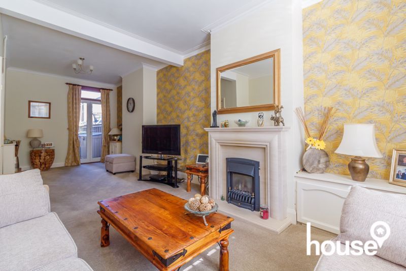 3 bed terraced house for sale in Alexandra Road, Sheerness ME12 Zoopla