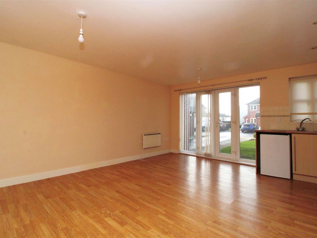 2 bed flat for sale in Bridge Road, Crosby, Liverpool L23, £120,000 Zoopla