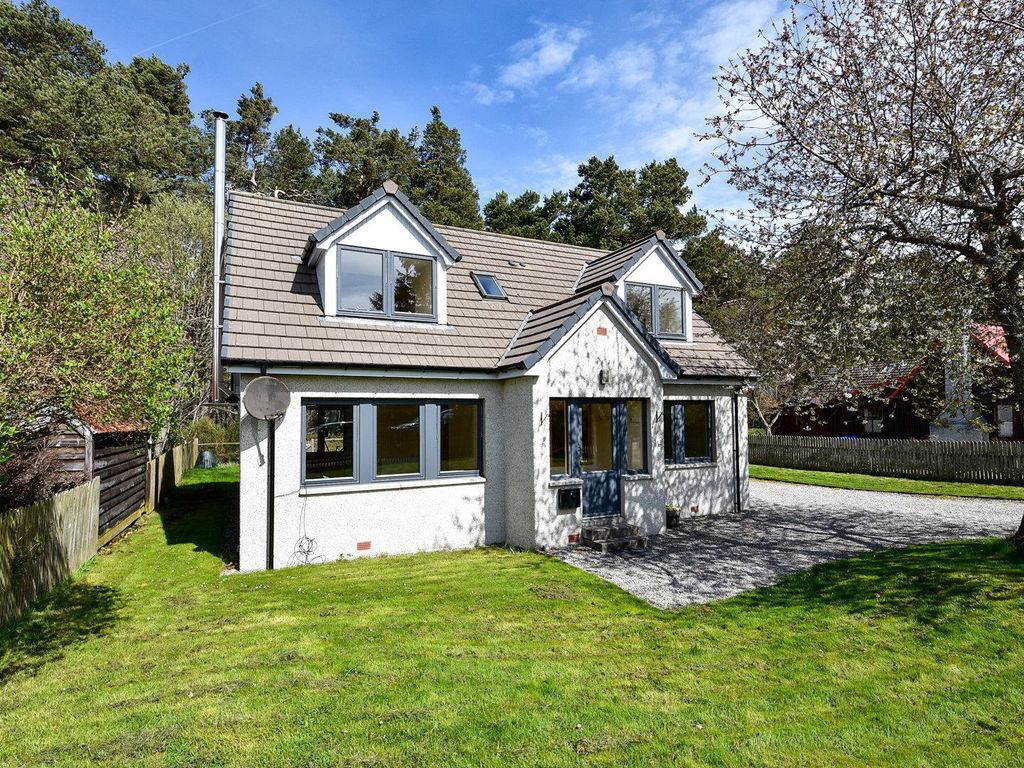 3 bed detached house for sale in Nethy Bridge PH25 Zoopla