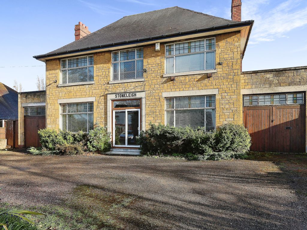 4 bed detached house for sale in Birmingham Road, Kingshurst