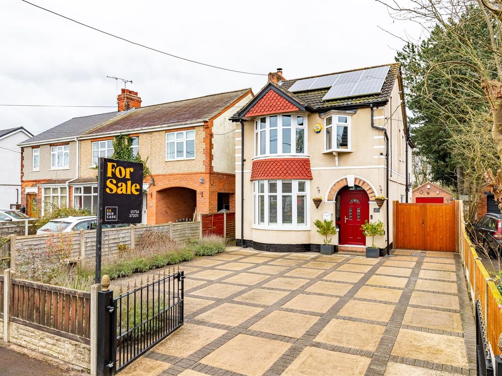 3 bed detached house for sale in Flixborough Road, BurtonUponStather