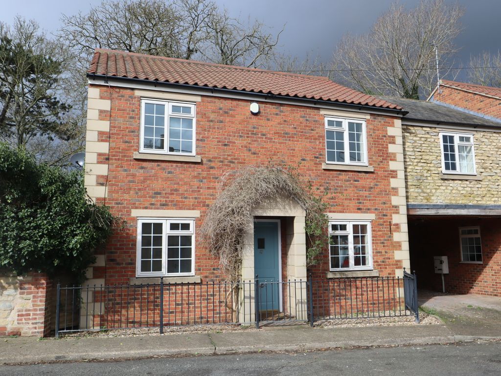 4 bed link detached house for sale in High Street, Leadenham LN5, £