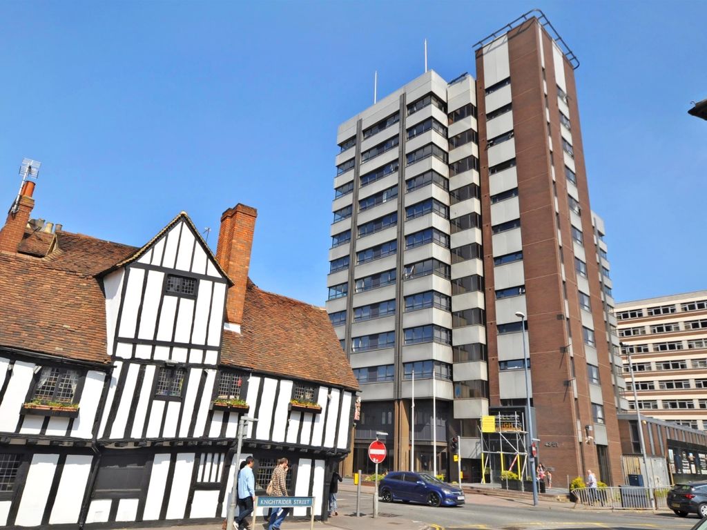 2 bed flat to rent in Lower Stone Street, Maidstone ME15, £950 pcm Zoopla