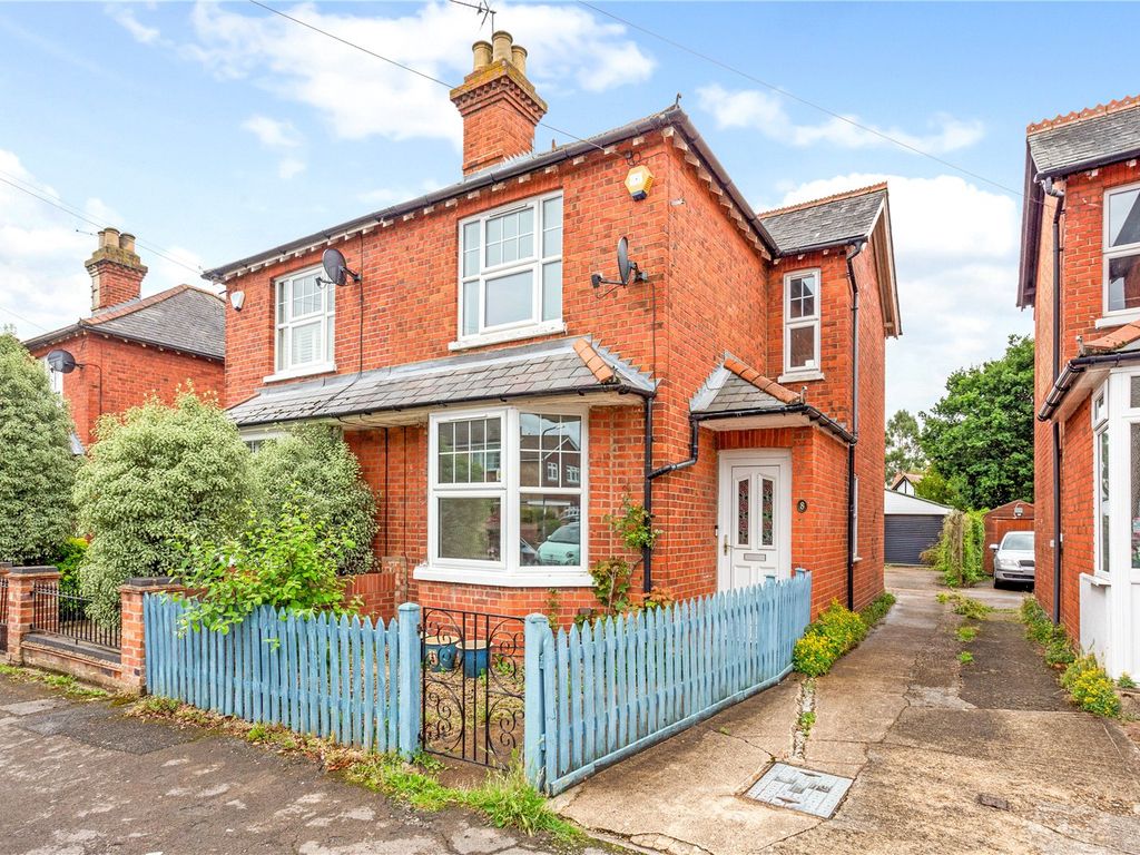 2 bed semidetached house for sale in Camden Road, Maidenhead SL6, £