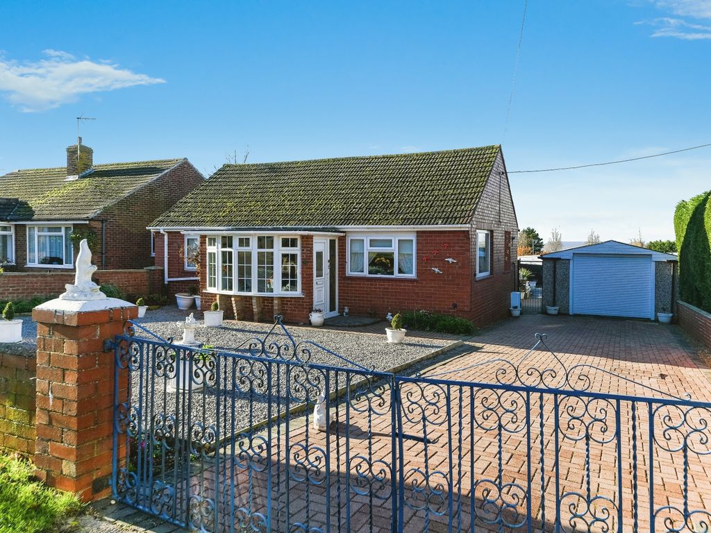 2 bed bungalow for sale in Alexandra Road, Hunstanton, Norfolk PE36, £365,000 Zoopla