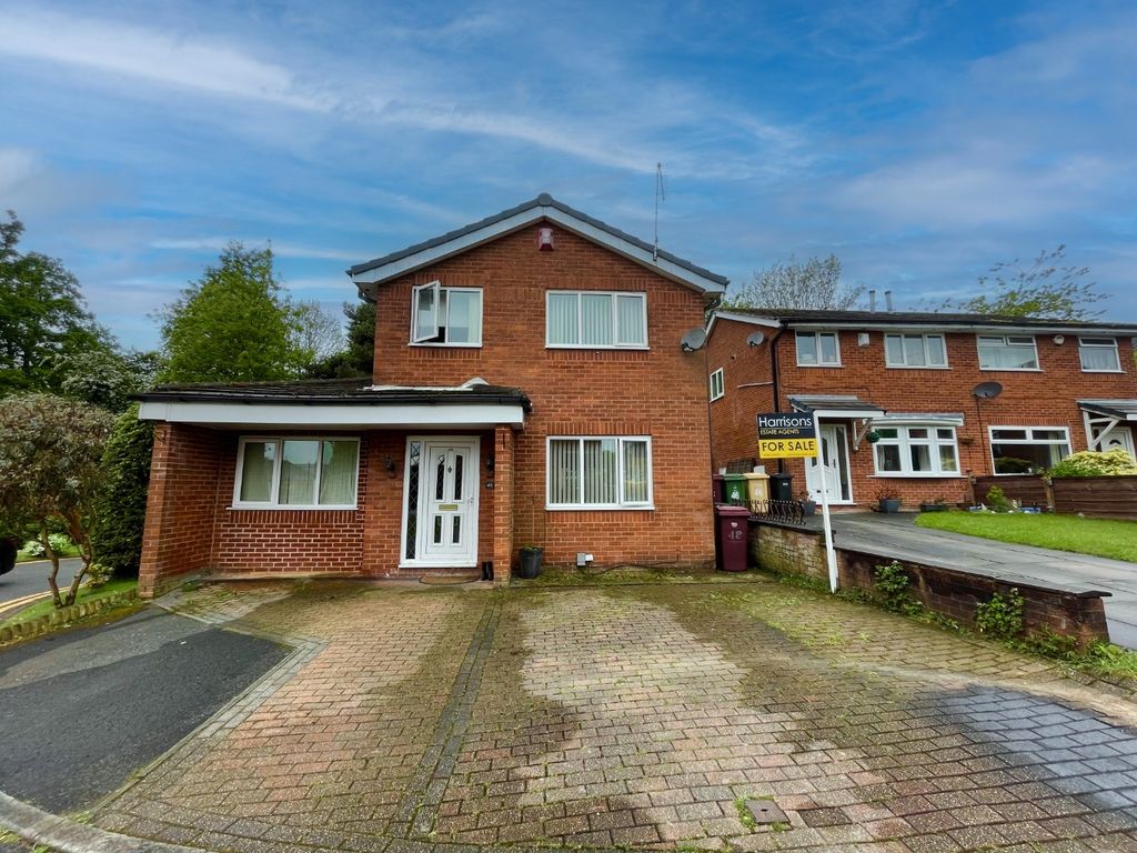 4 bed detached house for sale in Tetbury Drive, Bolton, Lancashire BL2